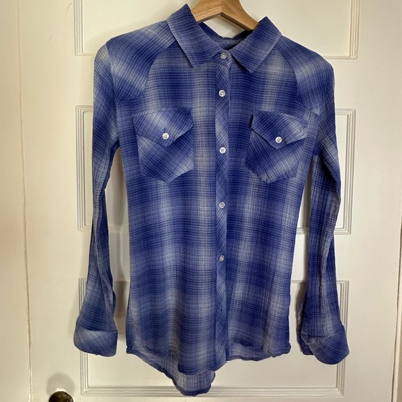 RAILS Blue Cotton Gauze Button Down Top - Picture 3 of 16